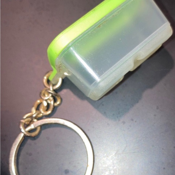 Tupperware Lunch Box Keychain/Key Fob - Picture 2 of 4